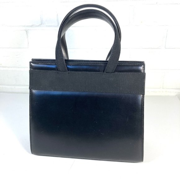 Vintage 1970s/80s Salvatore Ferragamo bow bag made of glove hand top leather - Picture 3 of 10